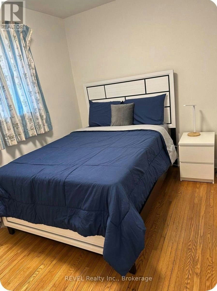 MAIN-6042 Stevens Street, Niagara Falls, ON, L2E 3A3 - 3