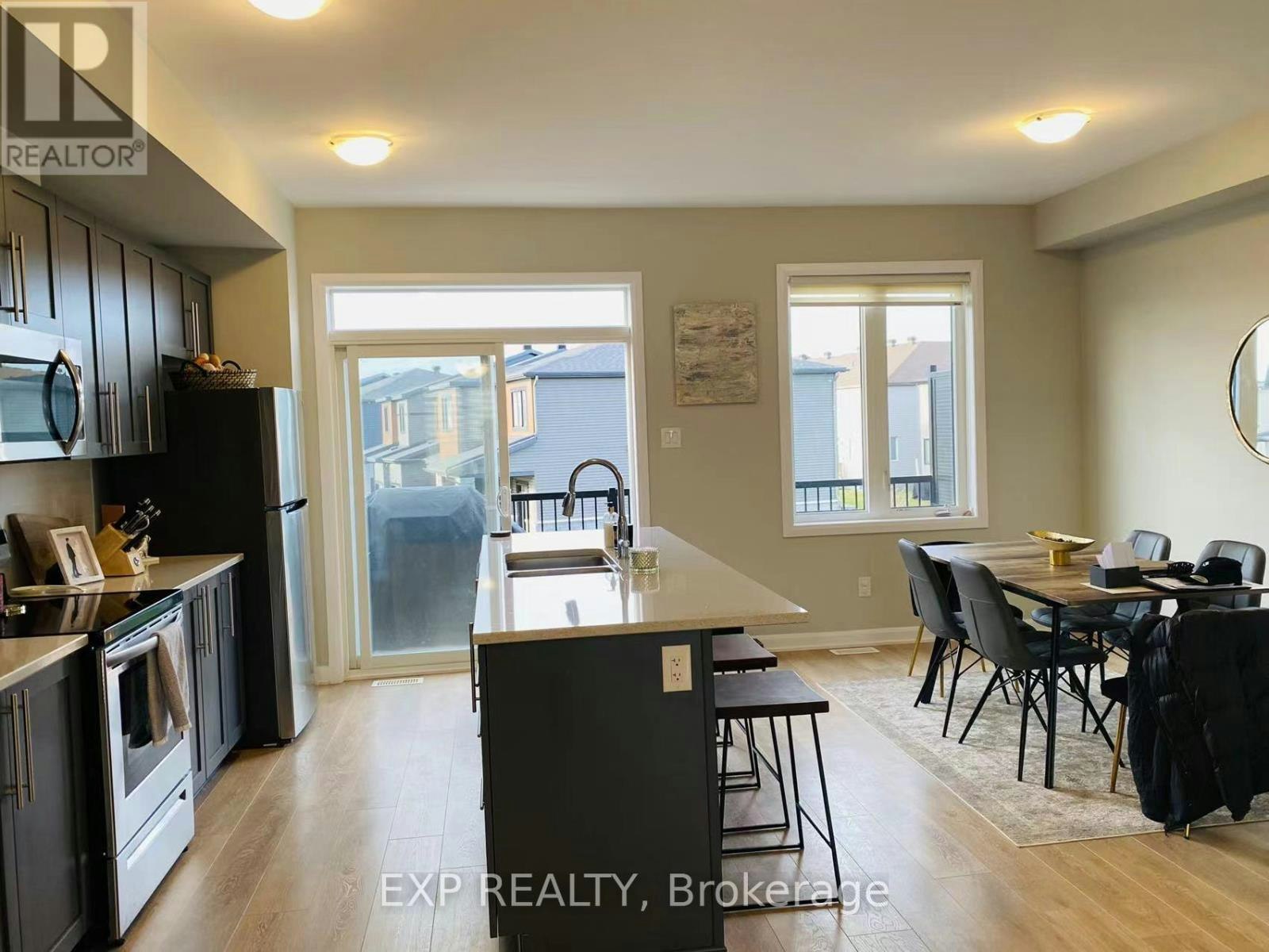 1075 Speedvale Court, Ottawa, ON, K2T 0P6 - 9