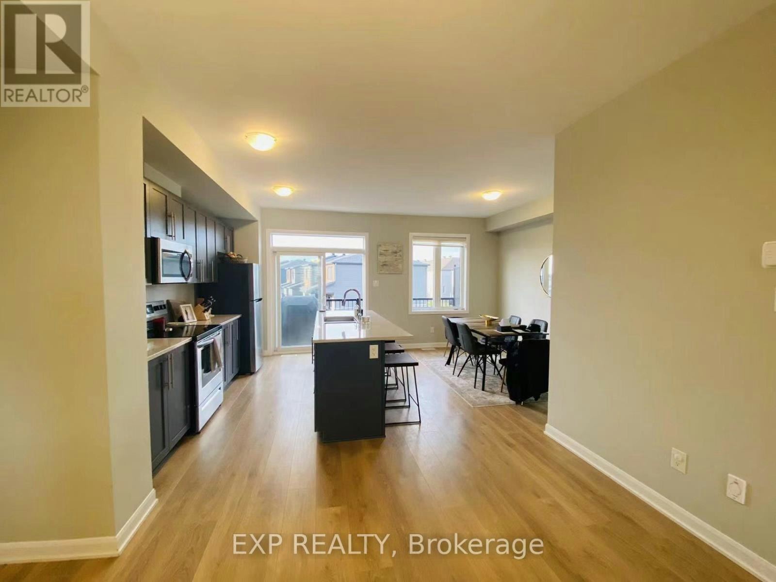 1075 Speedvale Court, Ottawa, ON, K2T 0P6 - 8