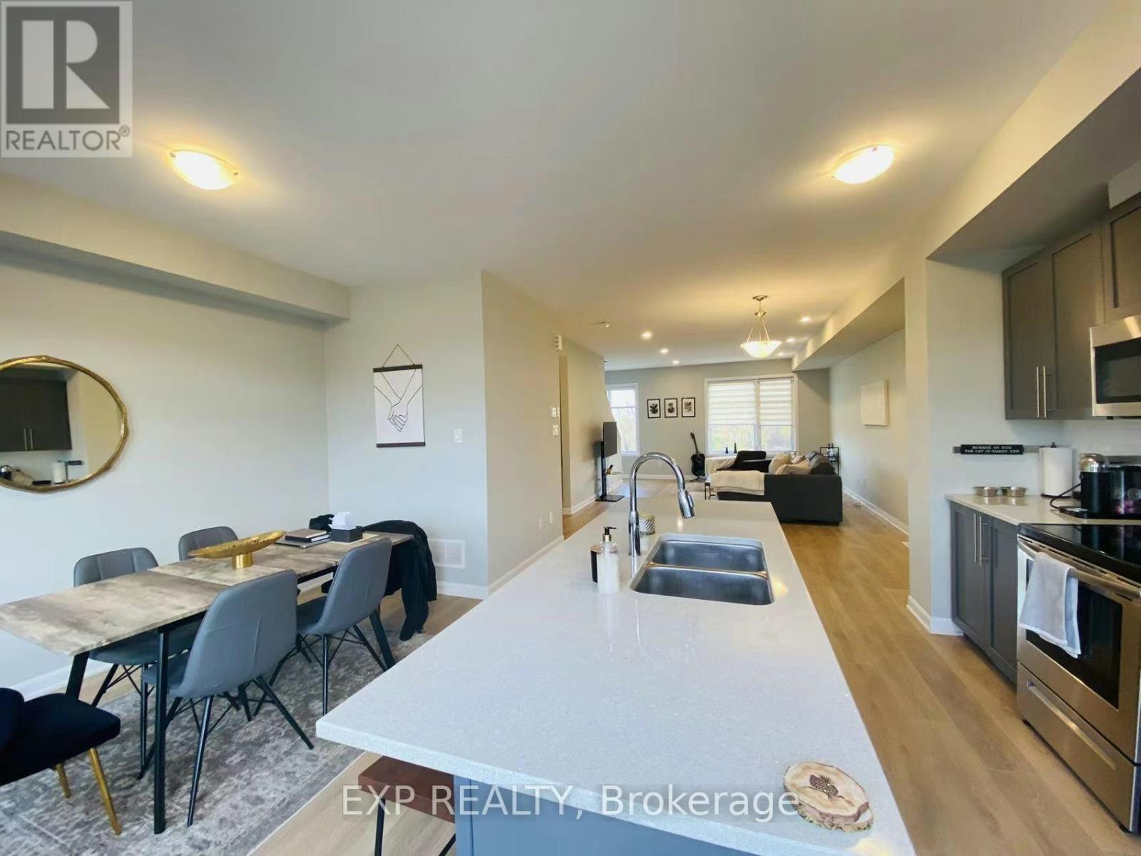 1075 Speedvale Court, Ottawa, ON, K2T 0P6 - 7