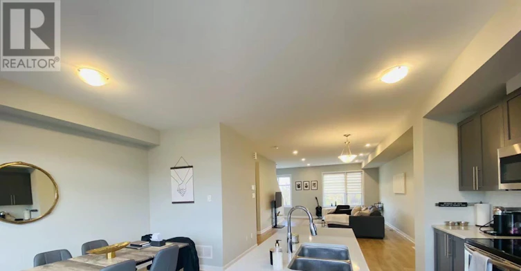 1075 Speedvale Court, Ottawa, ON, K2T 0P6 - 7