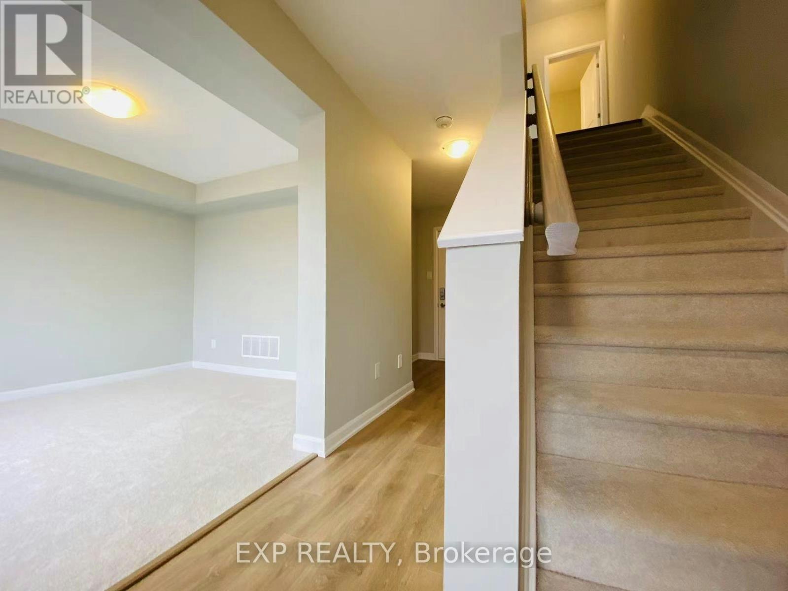 1075 Speedvale Court, Ottawa, ON, K2T 0P6 - 5