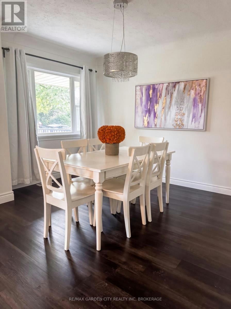 11 Macbeth Boulevard, St. Catharines, ON, L2T 2M1 - 4