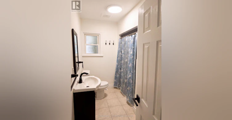 11 Macbeth Boulevard, St. Catharines, ON, L2T 2M1 - 9