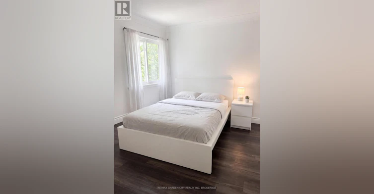 11 Macbeth Boulevard, St. Catharines, ON, L2T 2M1 - 8