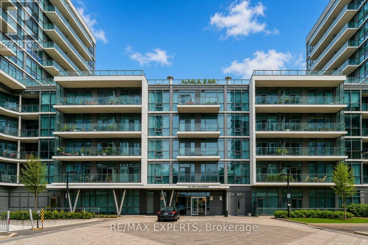 1105-1185 The Queensway, Toronto, ON, M8Z 0C6 - 2
