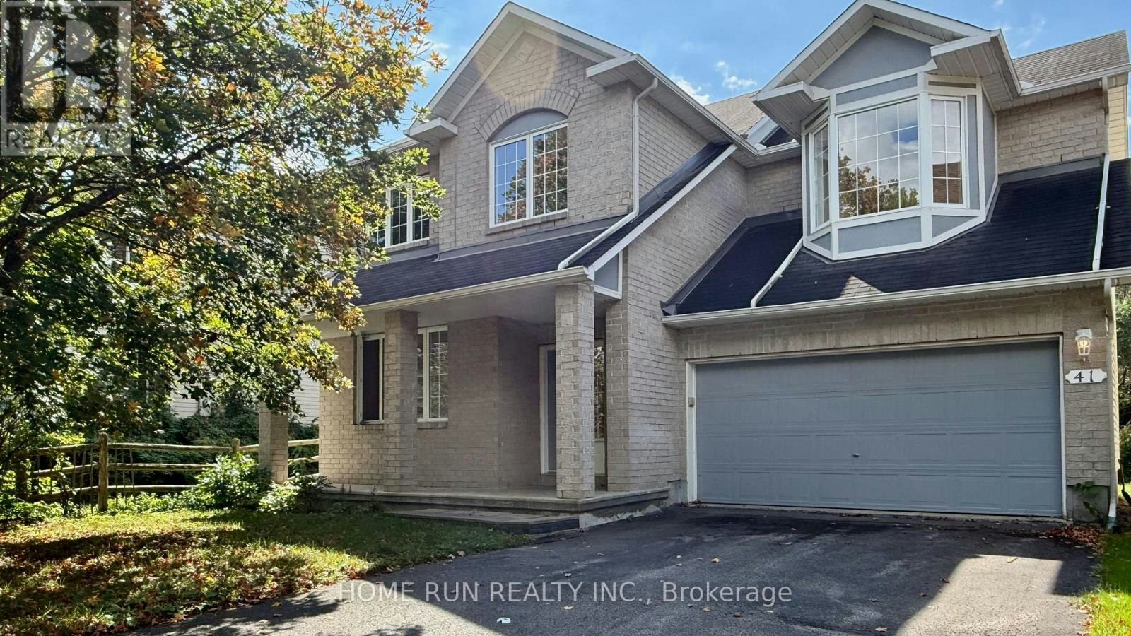 41 Brechin Crescent, Ottawa, ON, K2W 1E4