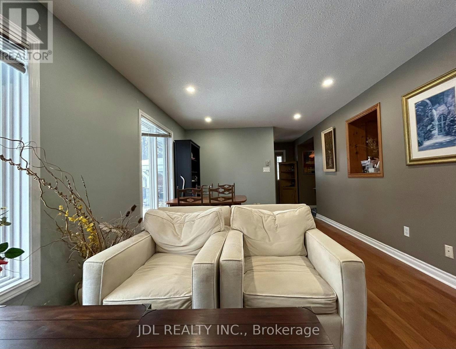 FLOOR-ONE 110 Bedroom Main Robinson St Street, Markham, ON, L3P 1P1 - 4