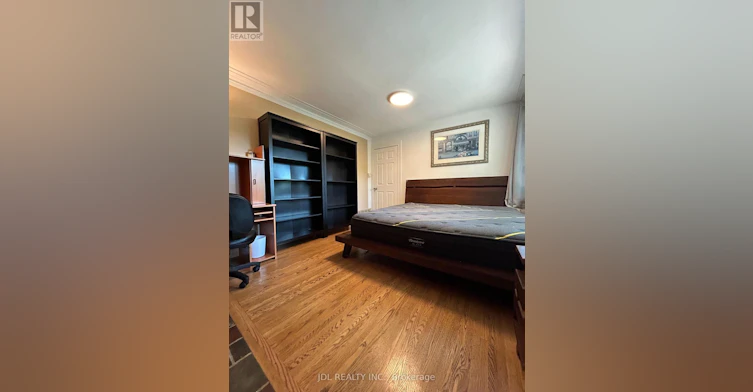 FLOOR-ONE 110 Bedroom Main Robinson St Street, Markham, ON, L3P 1P1 - 11
