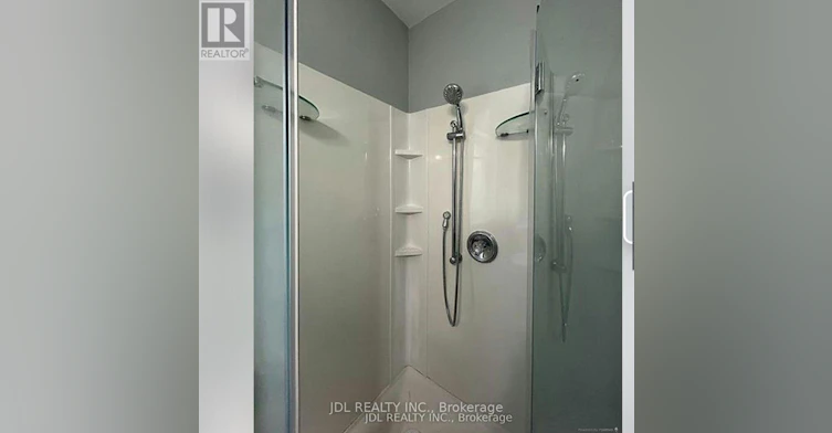 FLOOR-ONE 110 Bedroom Main Robinson St Street, Markham, ON, L3P 1P1 - 5