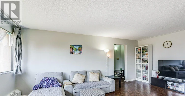 708-10 Sunny Glenway, Toronto, ON, M3C 2Z3 - 9