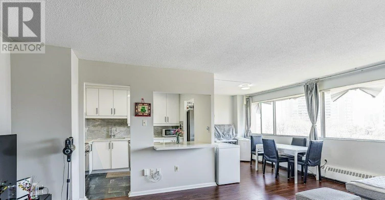 708-10 Sunny Glenway, Toronto, ON, M3C 2Z3 - 7