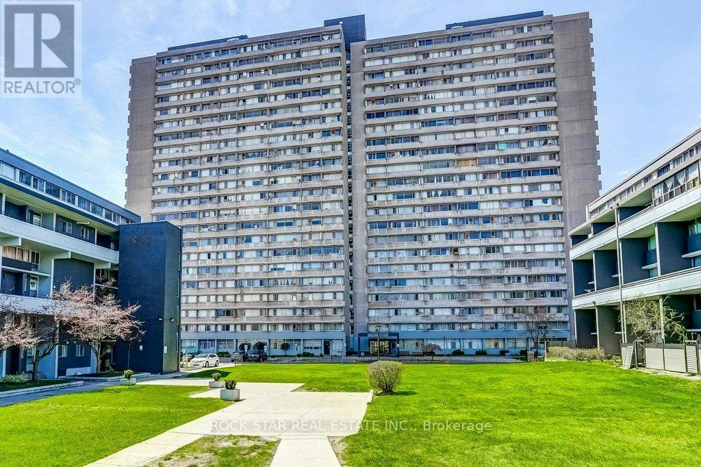 708-10 Sunny Glenway, Toronto, ON, M3C 2Z3