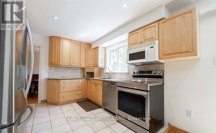 27 Drumern Crescent, Richmond Hill, ON, L4C 5H9 - 9