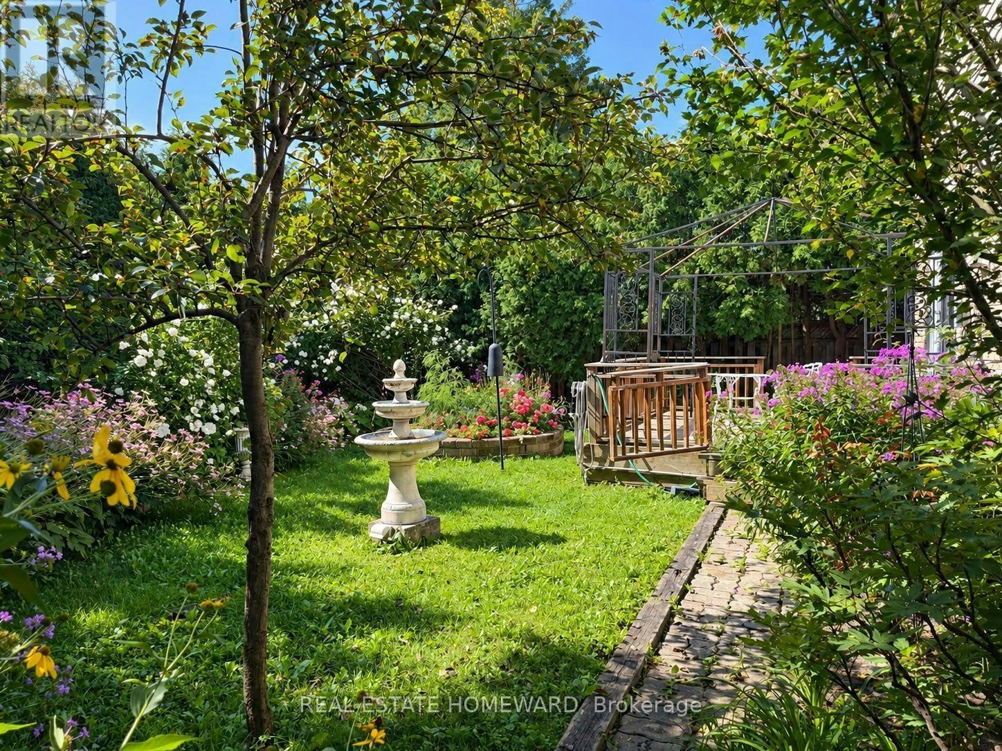27 Drumern Crescent, Richmond Hill, ON, L4C 5H9 - 49