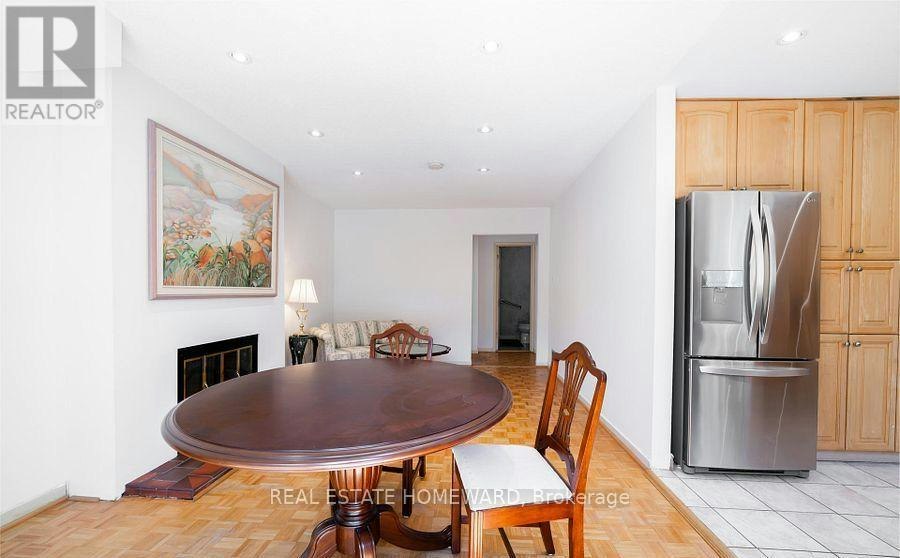 27 Drumern Crescent, Richmond Hill, ON, L4C 5H9 - 10
