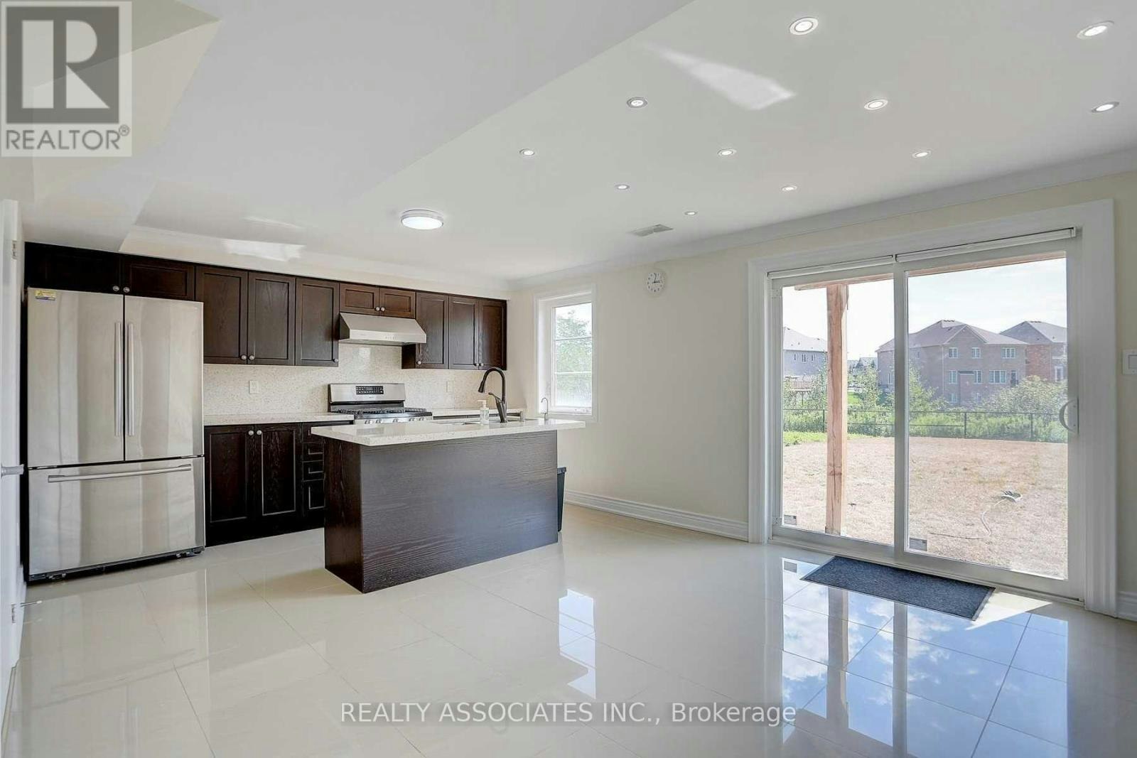 153 Roy Harper Avenue, Aurora, ON, L4G 0V6 - 30