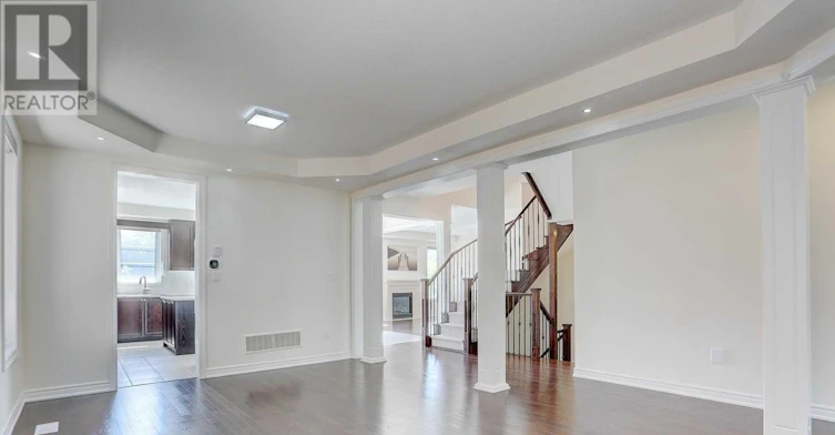153 Roy Harper Avenue, Aurora, ON, L4G 0V6 - 7