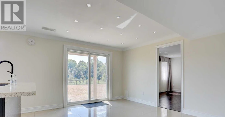 153 Roy Harper Avenue, Aurora, ON, L4G 0V6 - 31