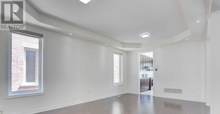 153 Roy Harper Avenue, Aurora, ON, L4G 0V6 - 6