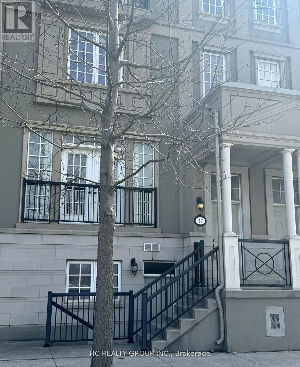 37 Rouge Valley Drive W, Markham, ON, L6G 0C1