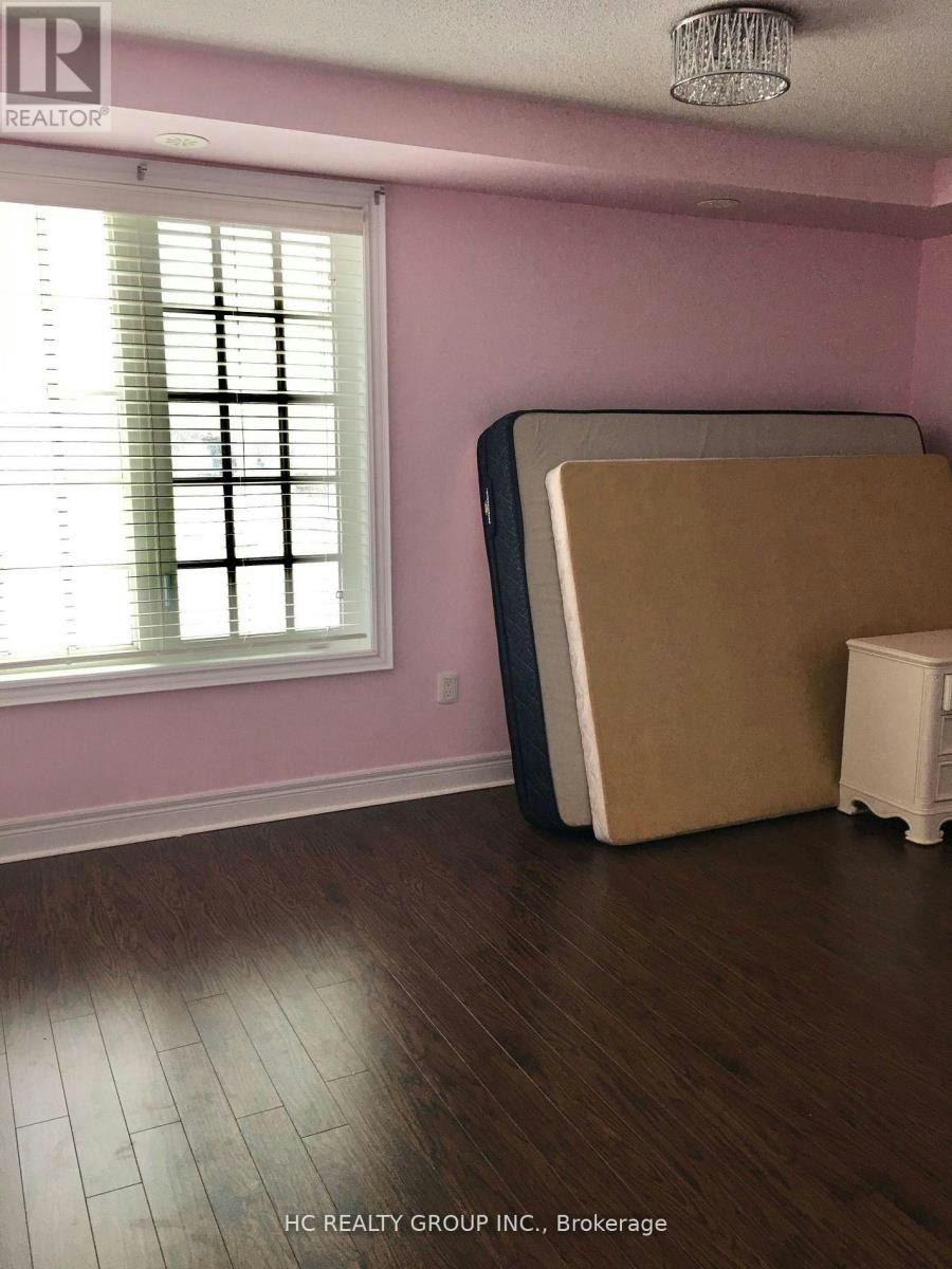 37 Rouge Valley Drive W, Markham, ON, L6G 0C1 - 6