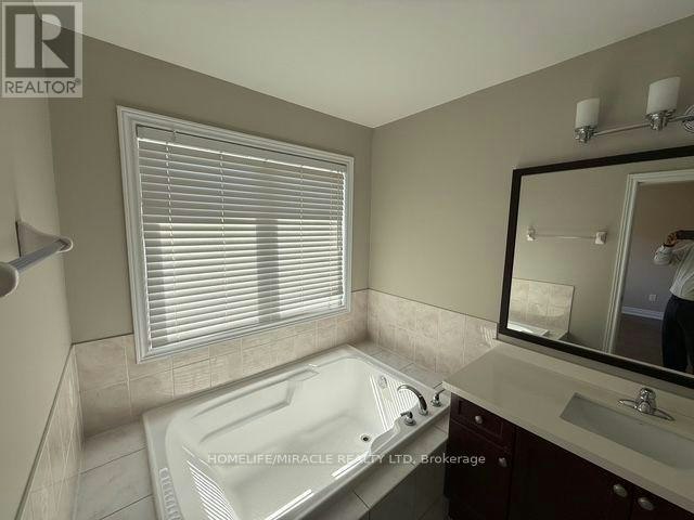 48 Pendulum Circle, Brampton, ON, L6R 3N6 - 26
