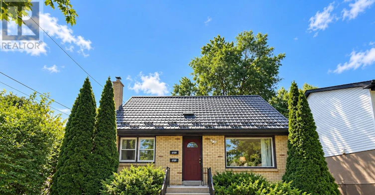 UPPER-723 Strathmeyer Street, London, ON, N5Y 3Z5