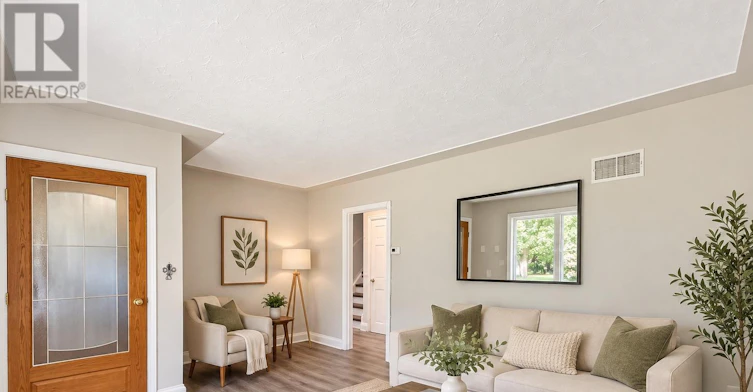 UPPER-723 Strathmeyer Street, London, ON, N5Y 3Z5 - 9