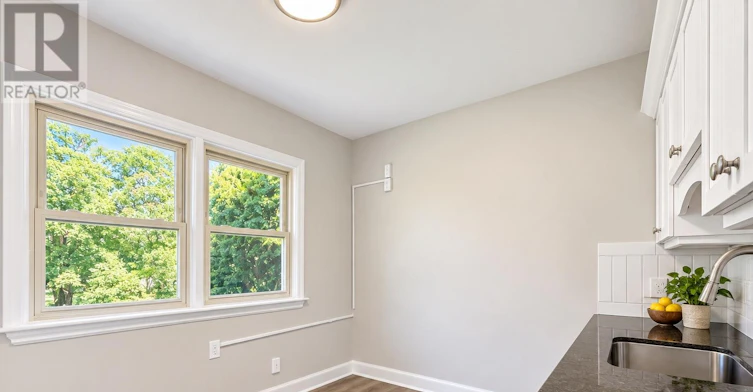 UPPER-723 Strathmeyer Street, London, ON, N5Y 3Z5 - 4