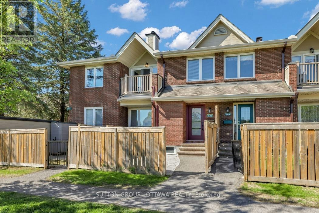 201-1835 Marsala Crescent, Ottawa, ON, K4A 2E5 - 3