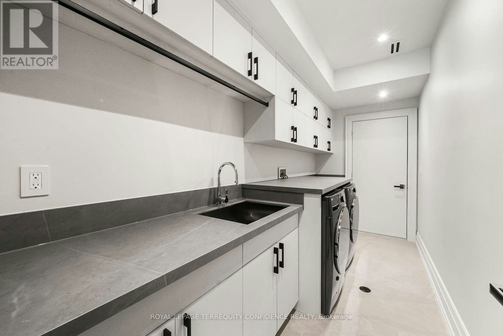31 Palomino Crescent, Toronto, ON, M2K 1W2 - 44