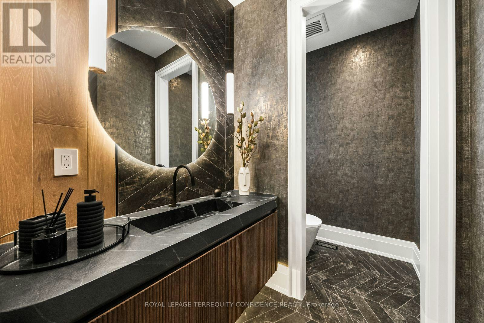 31 Palomino Crescent, Toronto, ON, M2K 1W2 - 14