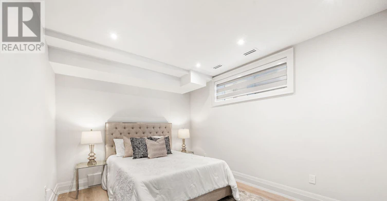 31 Palomino Crescent, Toronto, ON, M2K 1W2 - 42