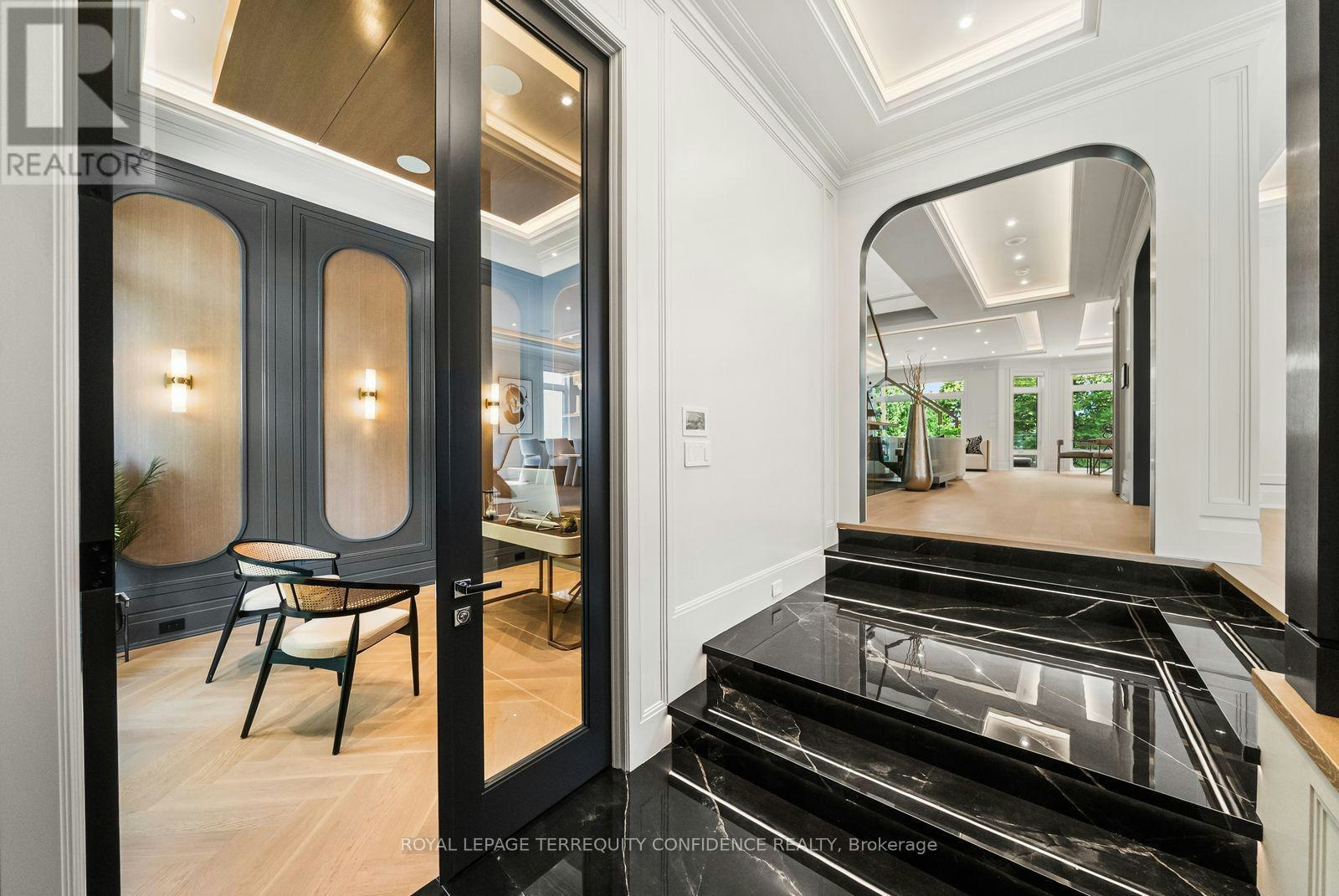 31 Palomino Crescent, Toronto, ON, M2K 1W2 - 2