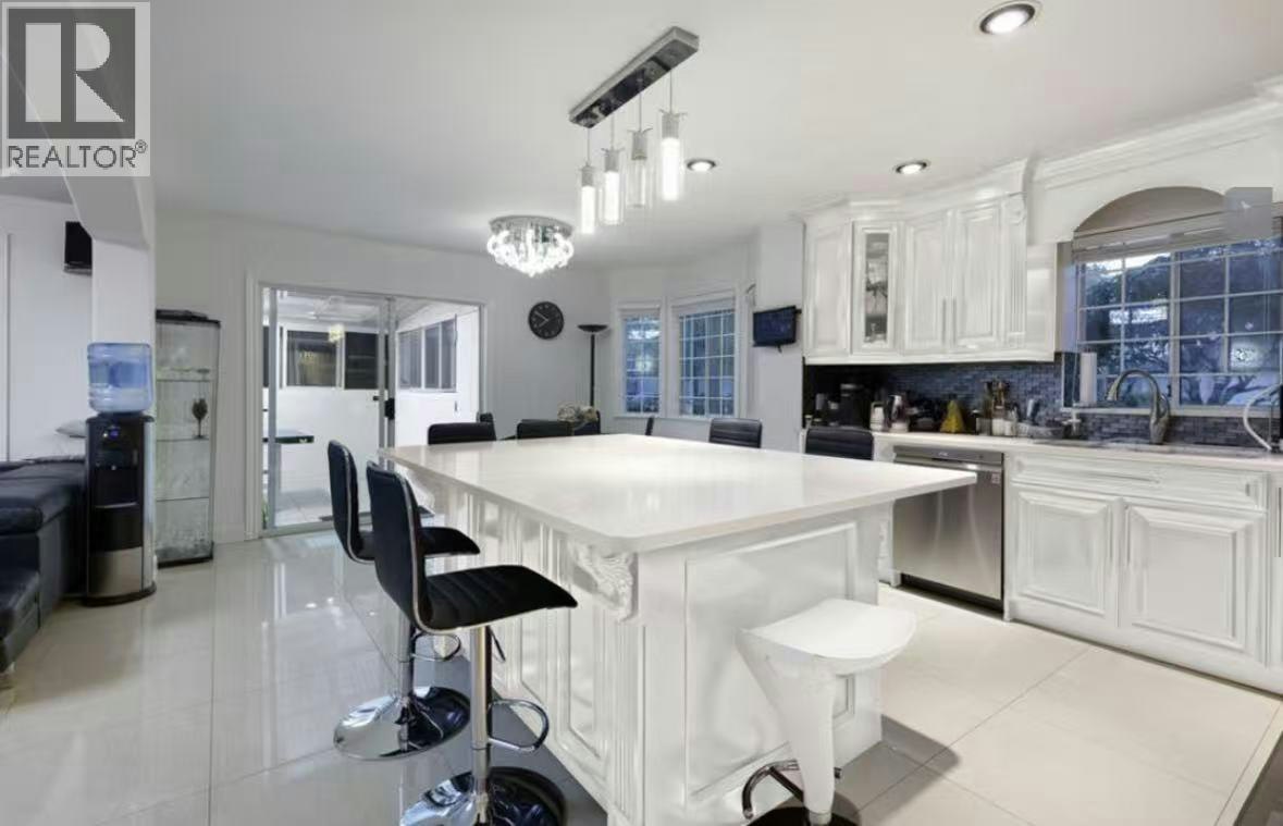 12460 Jensen Drive, Richmond, BC, V6V 2R7 - 9