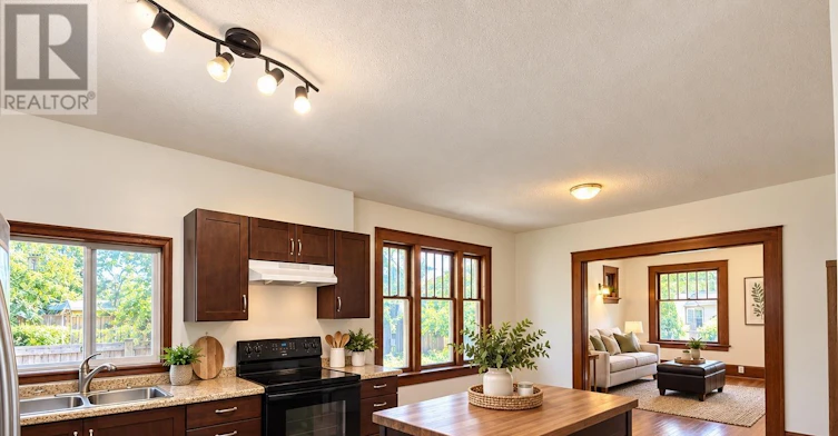 UPPER-884 Trafalgar Street, London, ON, N5Z 1E8 - 8