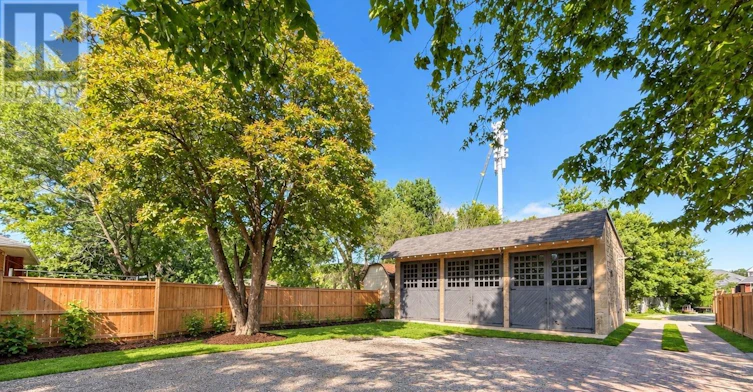 UPPER-884 Trafalgar Street, London, ON, N5Z 1E8 - 3