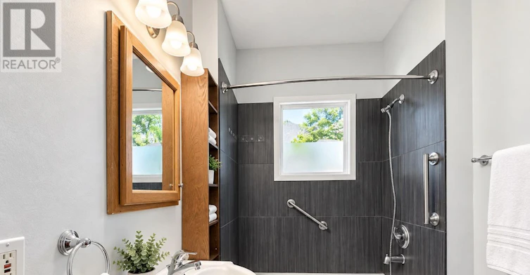 UPPER-884 Trafalgar Street, London, ON, N5Z 1E8 - 12