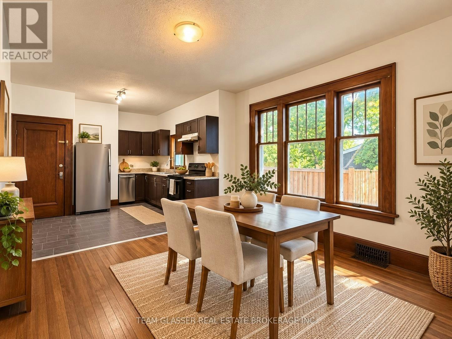 UPPER-884 Trafalgar Street, London, ON, N5Z 1E8 - 7