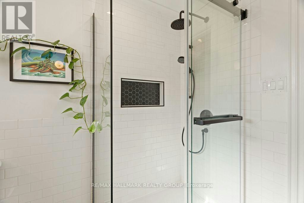 275 Crocus Avenue, Ottawa, ON, K1H 6E7 - 28