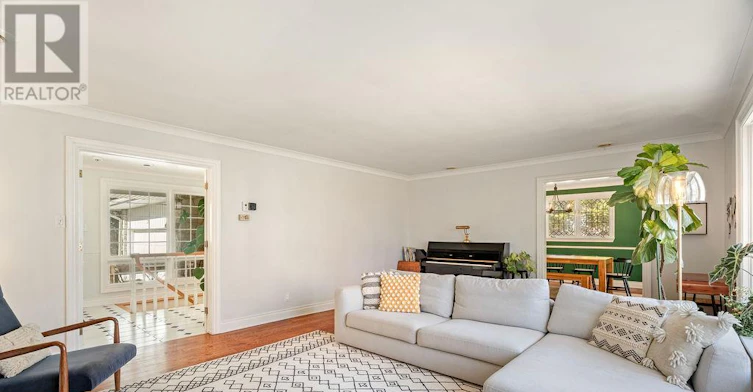 275 Crocus Avenue, Ottawa, ON, K1H 6E7 - 9