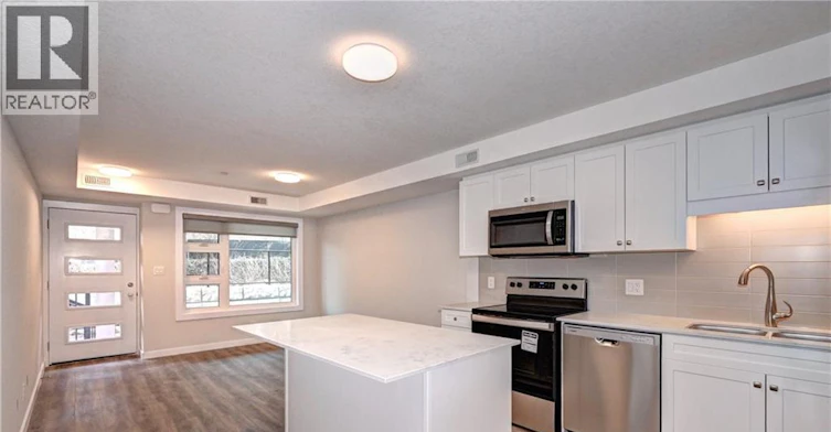 E06-118 Gravel Ridge Trail, Kitchener, ON, N2E 0B8 - 14