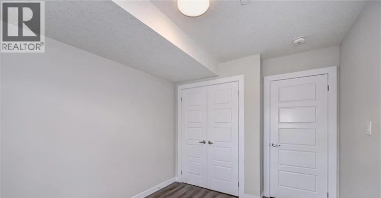 E06-118 Gravel Ridge Trail, Kitchener, ON, N2E 0B8 - 4