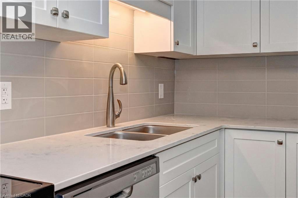 E06-118 Gravel Ridge Trail, Kitchener, ON, N2E 0B8 - 19