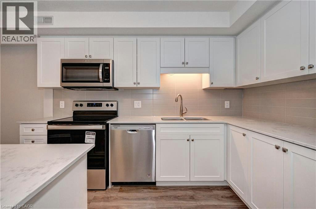 E06-118 Gravel Ridge Trail, Kitchener, ON, N2E 0B8 - 8