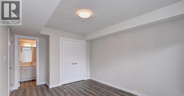 E06-118 Gravel Ridge Trail, Kitchener, ON, N2E 0B8 - 10