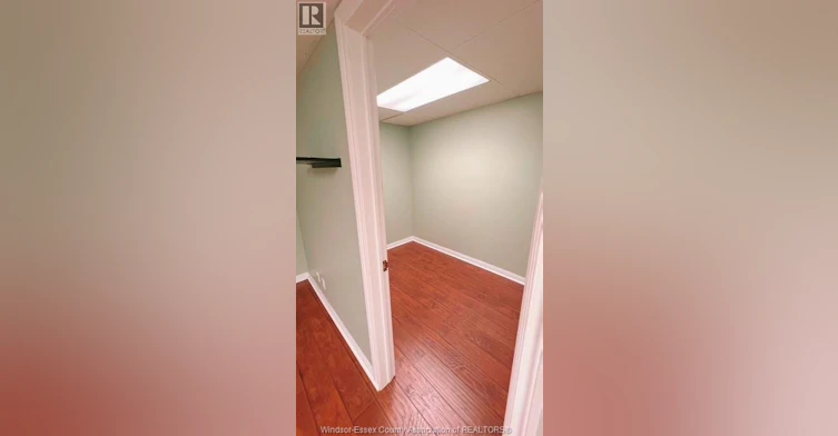 1010 Silverdale, Windsor, ON, N9G 2R8 - 20