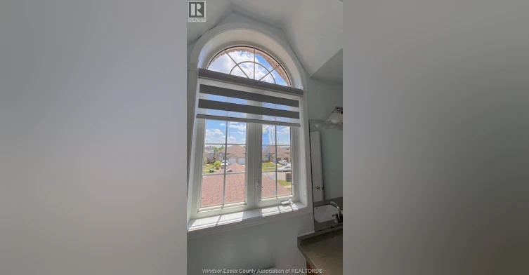 1010 Silverdale, Windsor, ON, N9G 2R8 - 10