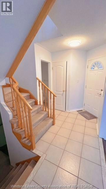1010 Silverdale, Windsor, ON, N9G 2R8 - 9